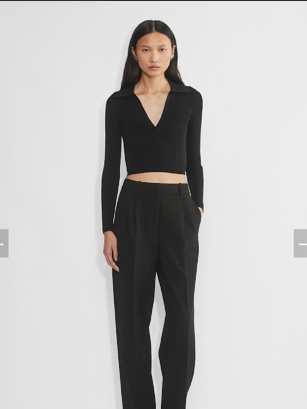 Babaton Black Ribbed Crewneck Knit Top